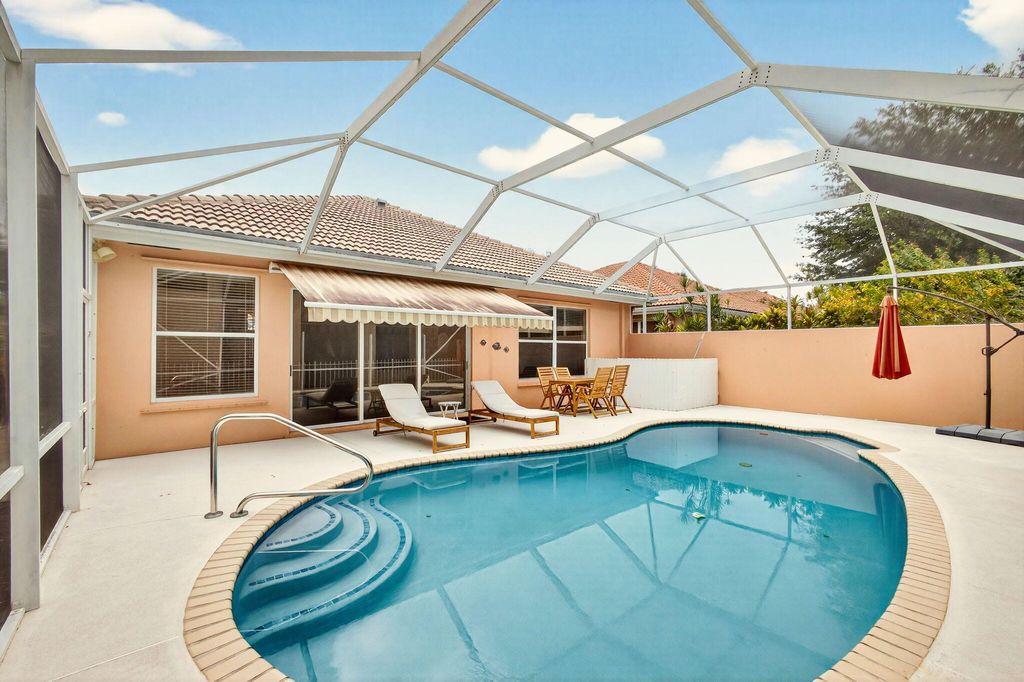 Photo of 130 S Hampton Drive, Jupiter, FL 33458 (MLS # R11128275)