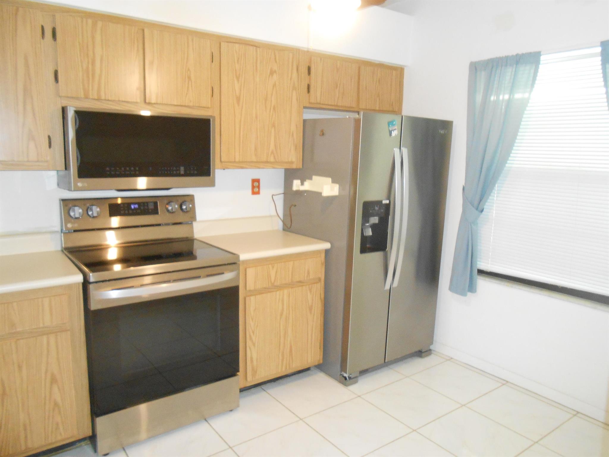 SABAL RIDGE CONDO - Residential