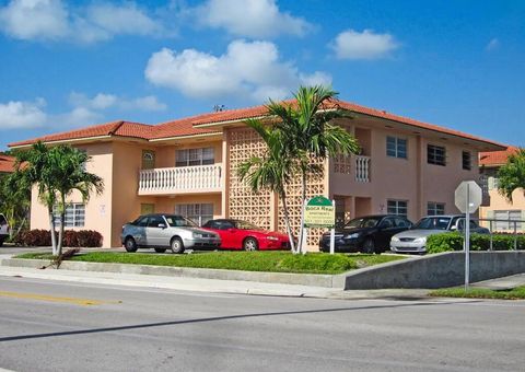 431 W Camino Real 17 Boca Raton FL 33432