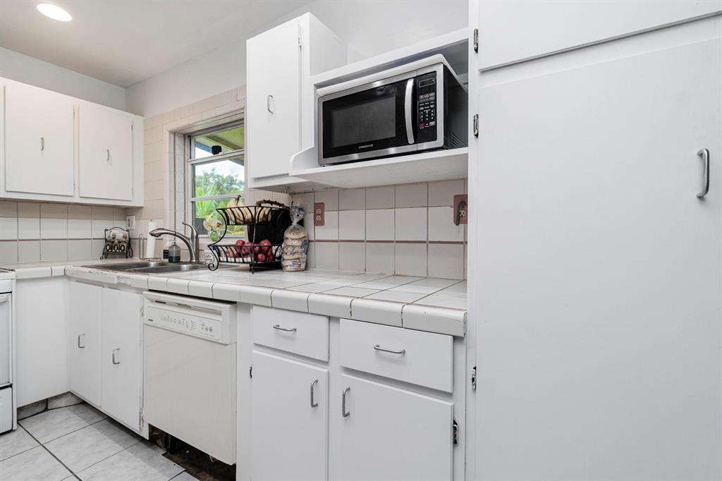 NORTH LAUDERDALE VILLAGE SEC 4 - Residential