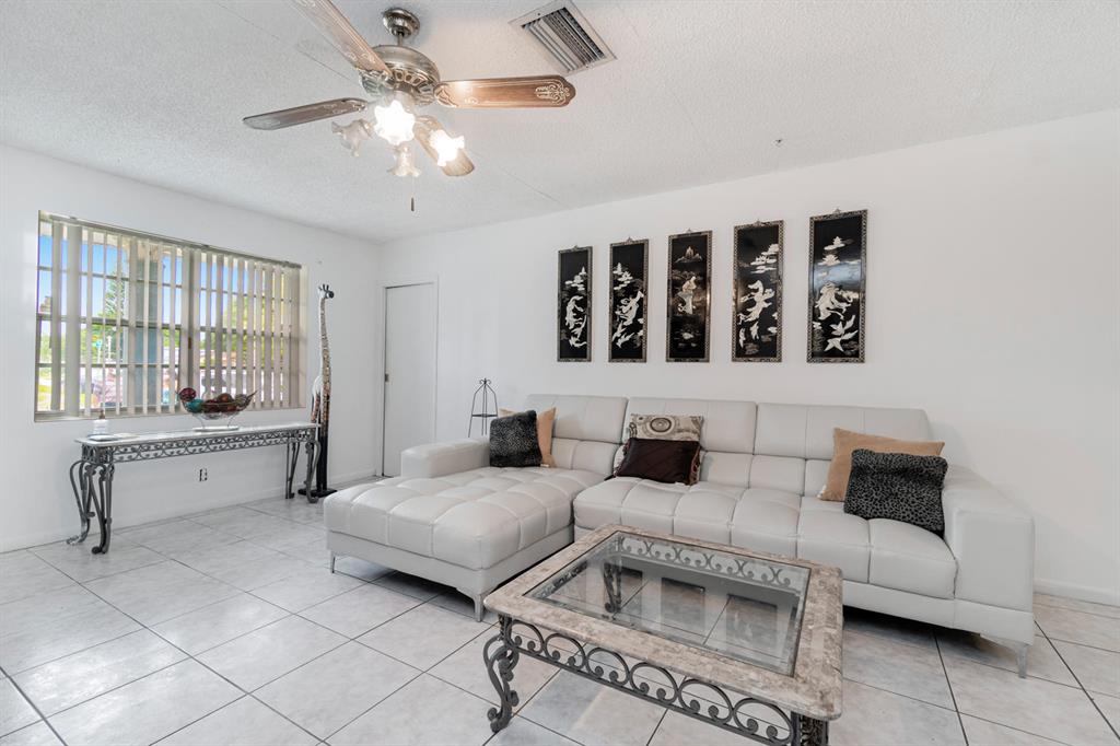 NORTH LAUDERDALE VILLAGE SEC 4 - Residential