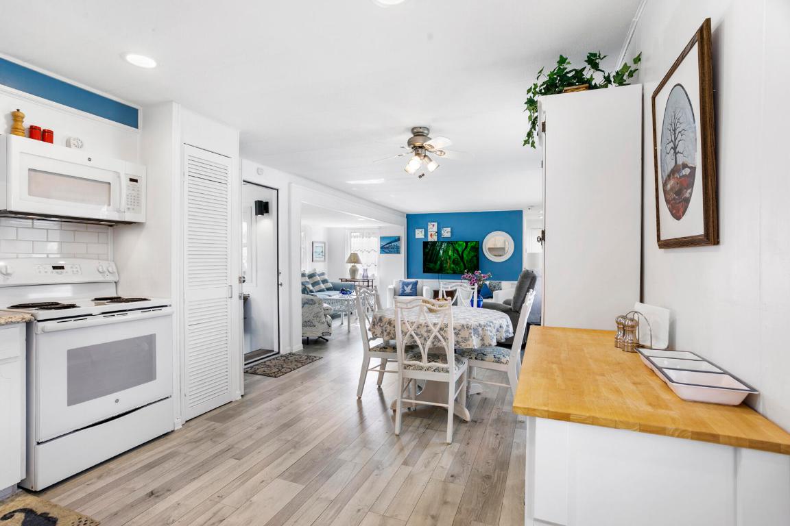 JAMAICA BAY MOBILE HOME CO OP - Residential