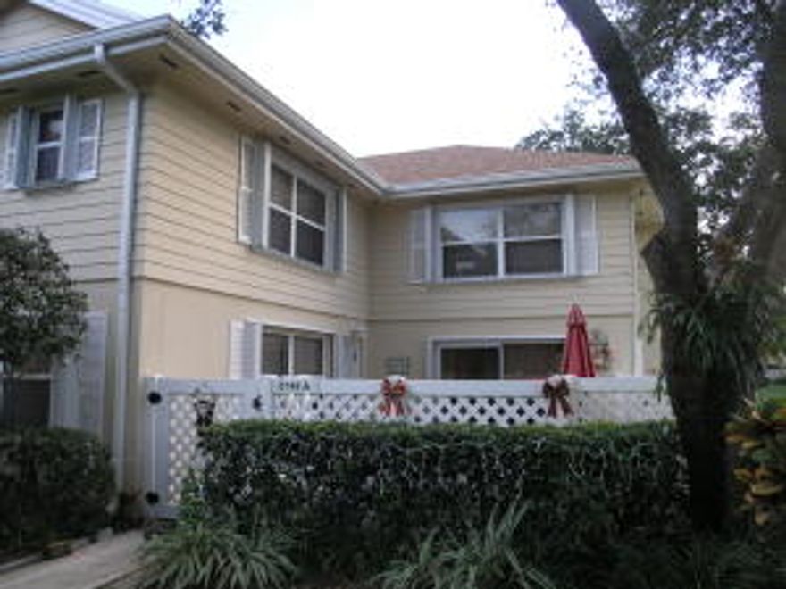 Beautiful 2 bedroom 2.5 bath townhome located in the desirable Wellesley at Lake Clarke Shores. Updated kitchen, baths and porcelain wood plank tile throughout. Enjoy stunning lake views from every room. Walking trails, tennis courts and community pool make living in this neighborhood a vacation every day.