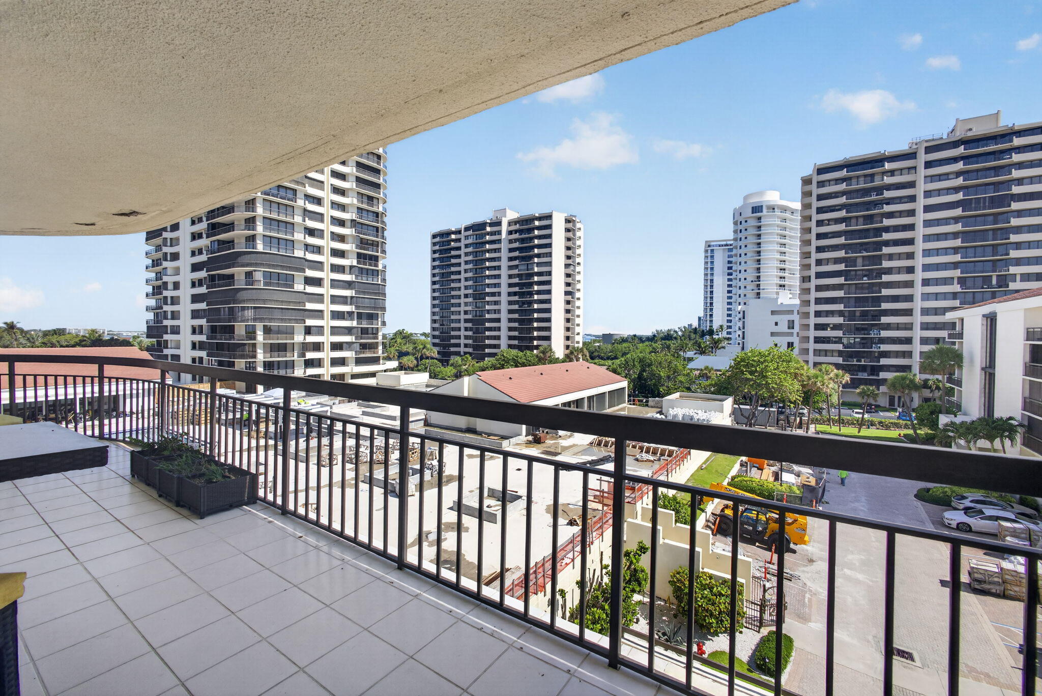 4000 N Ocean Drive 403