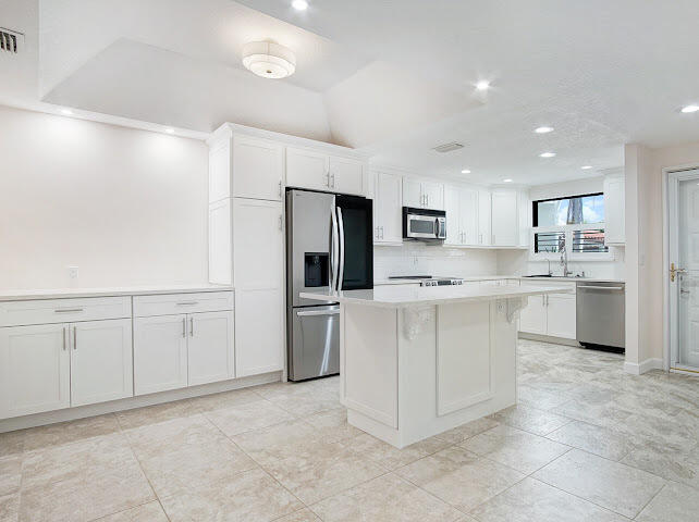 6081 SE Landing Way 6