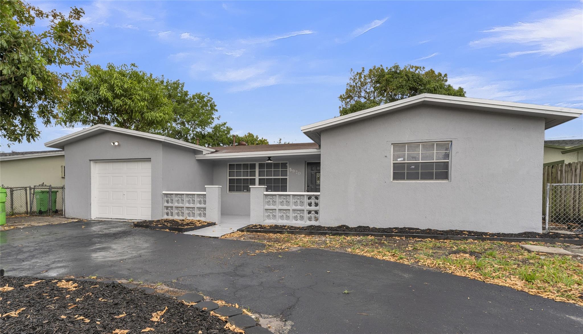5970 NW 15th St