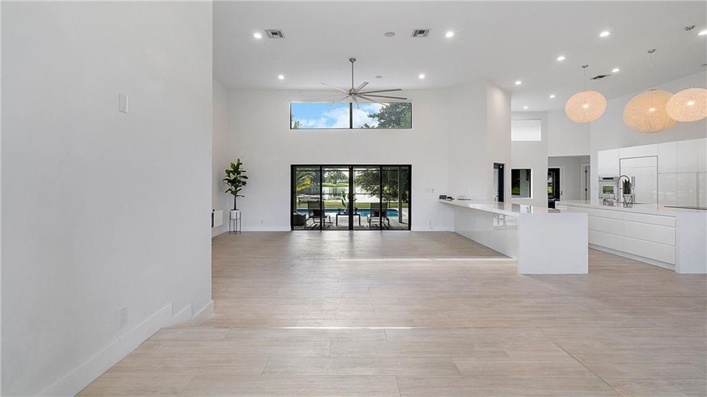 Parkland Lakes PUD 102-44 - Residential