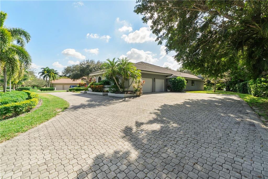 Parkland Lakes PUD 102-44 - Residential