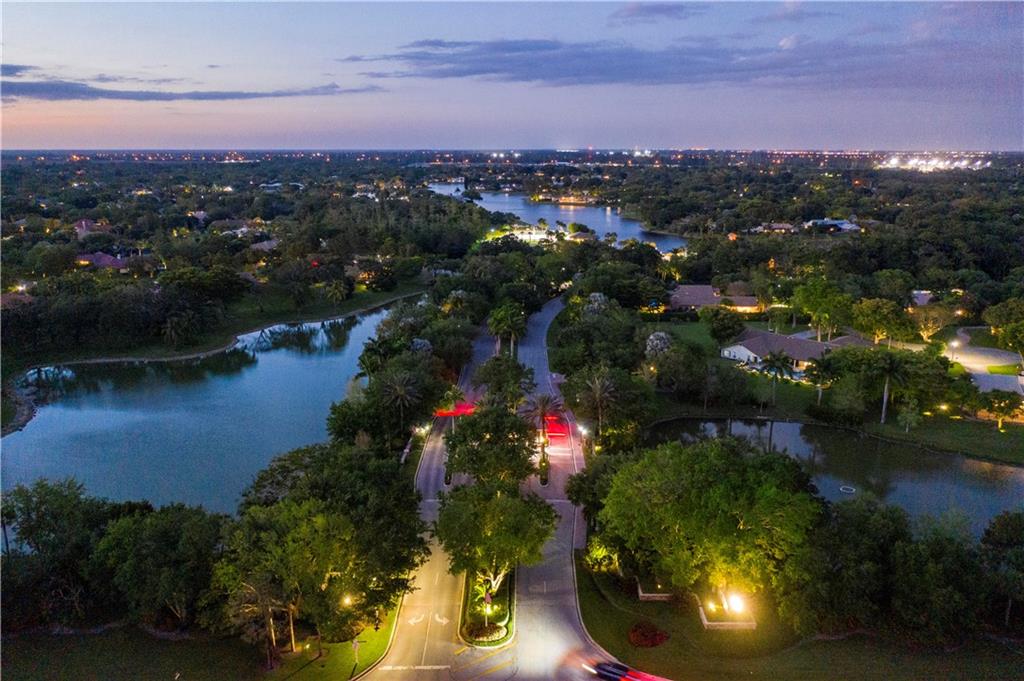 Parkland Lakes PUD 102-44 - Residential