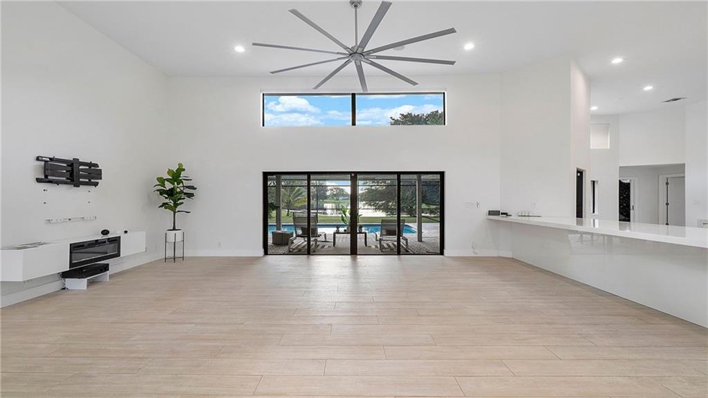 Parkland Lakes PUD 102-44 - Residential