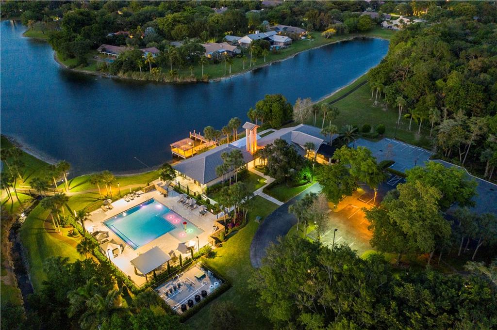 Parkland Lakes PUD 102-44 - Residential