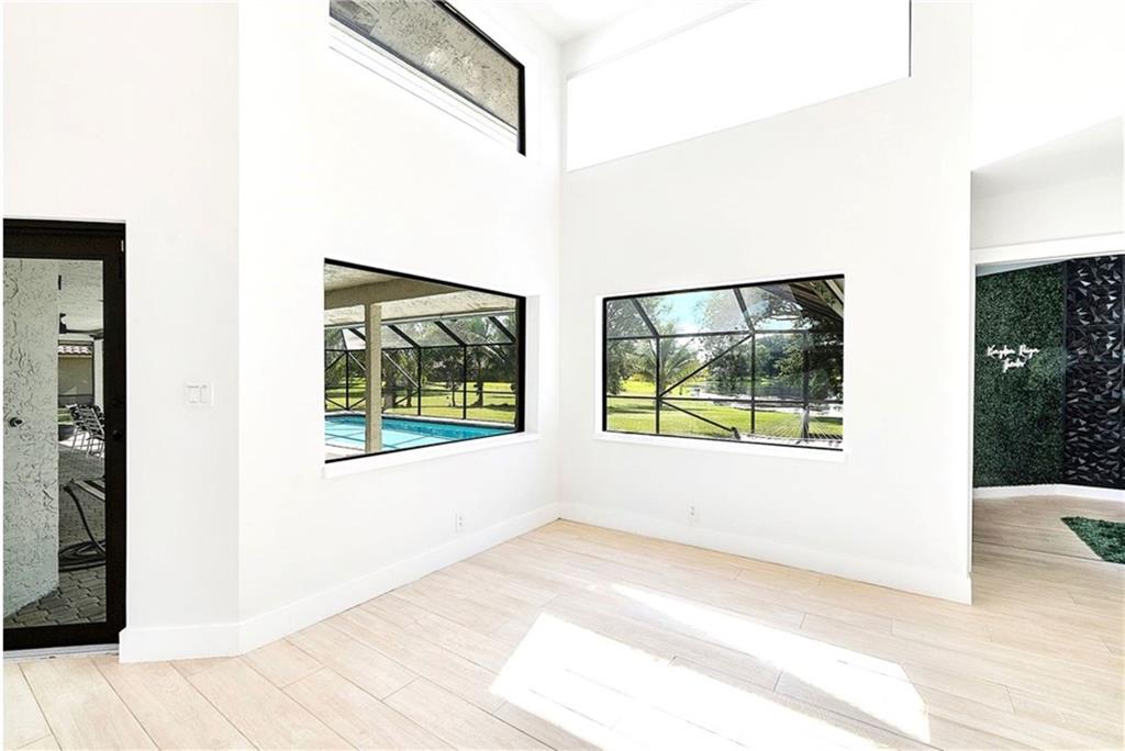 Parkland Lakes PUD 102-44 - Residential