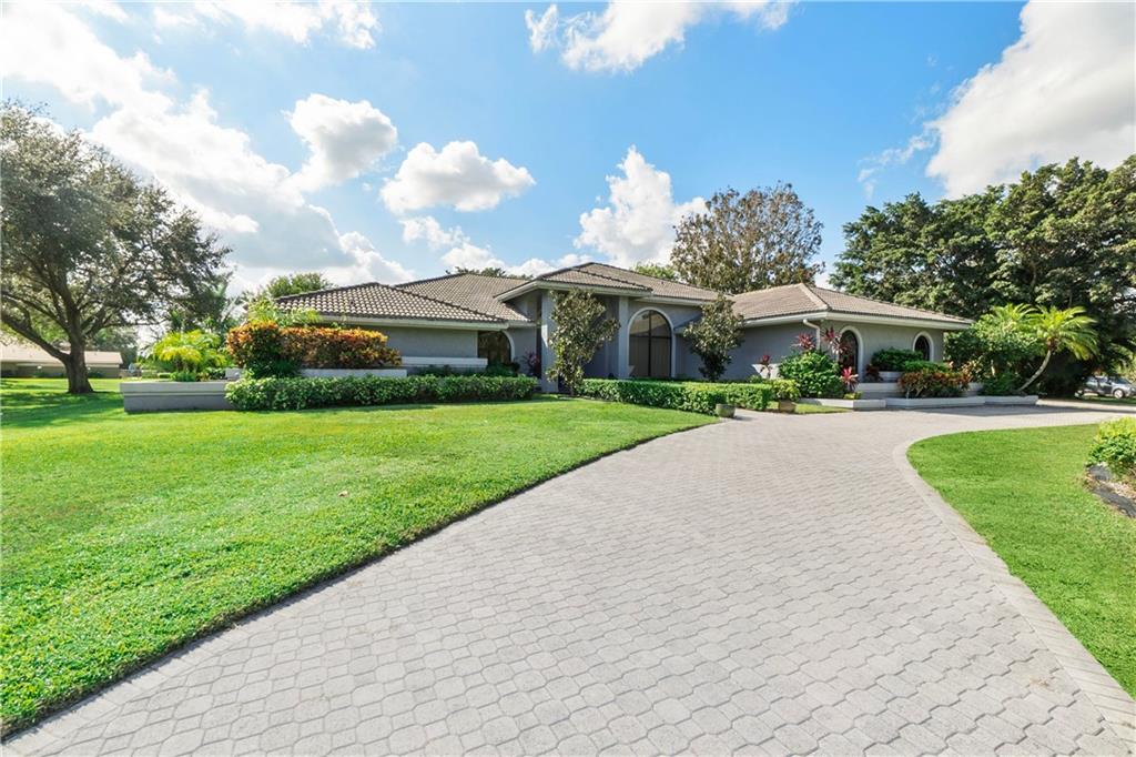 Parkland Lakes PUD 102-44 - Residential