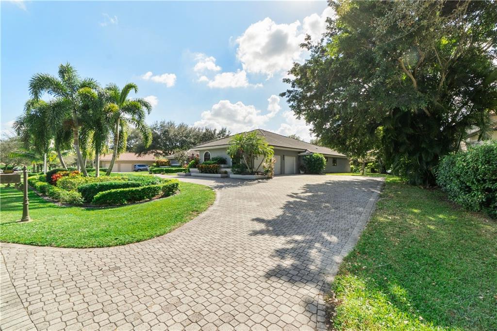 Parkland Lakes PUD 102-44 - Residential