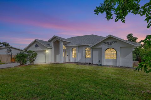 A home in Port St Lucie