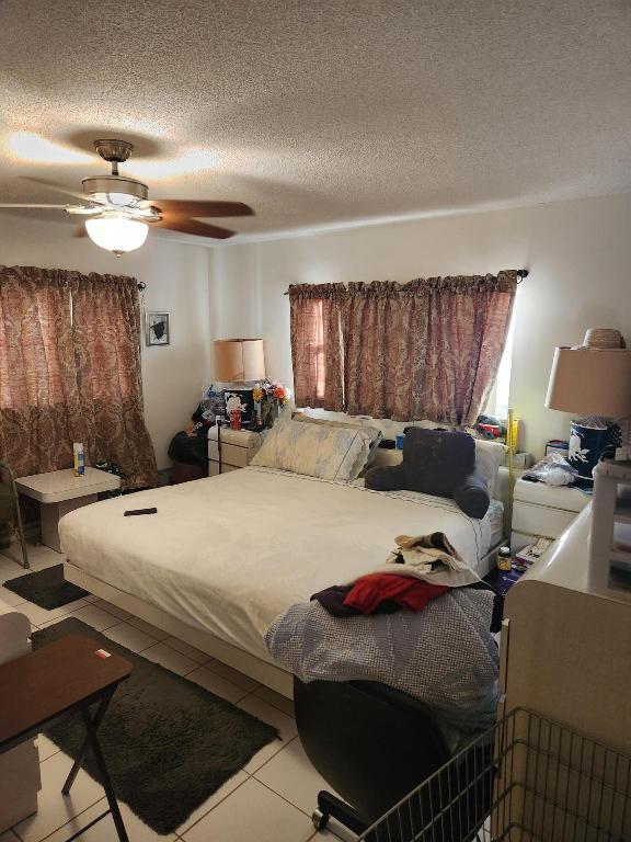 VILLAGE ROYALE ON THE GREEN CONDO - Residential