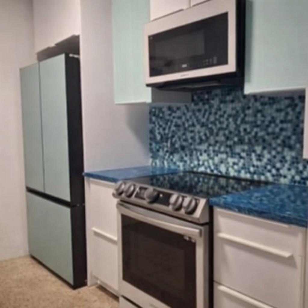 LAUDERDALE PARK 6-33 1/2 - Residential