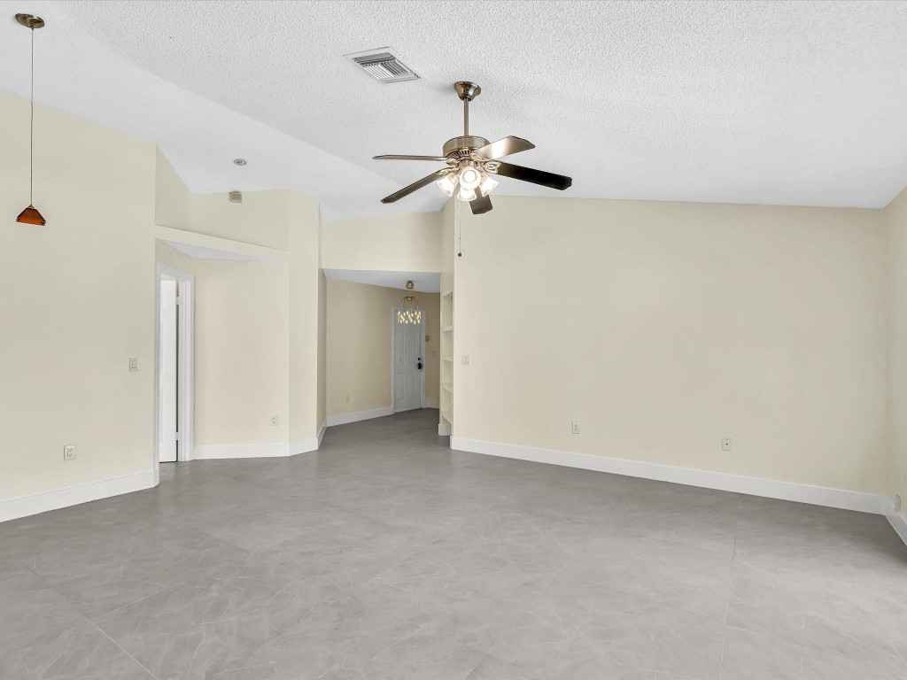 Sawgrass Plantation 152-4 - Residential