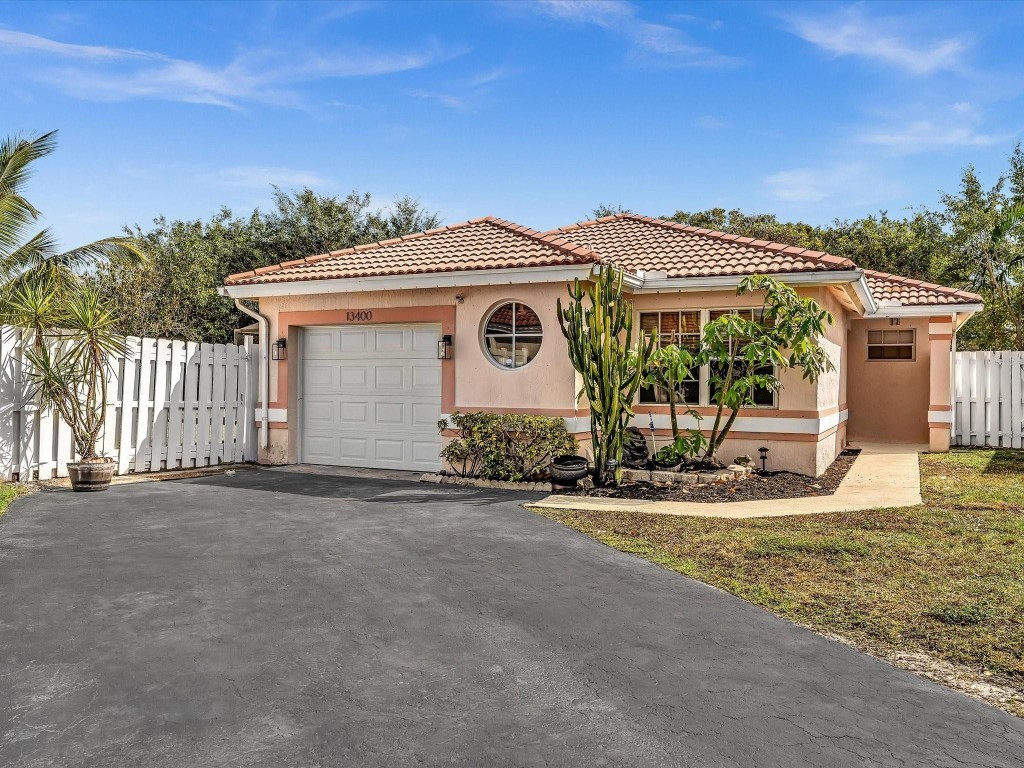 Sawgrass Plantation 152-4 - Residential