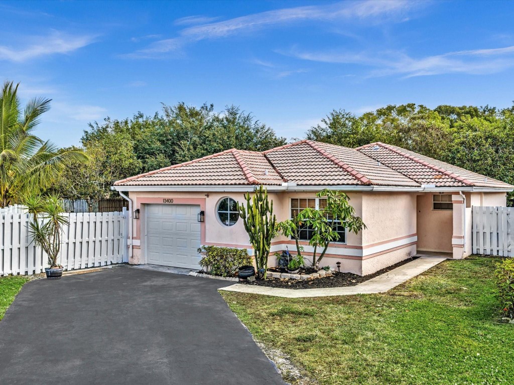 Sawgrass Plantation 152-4 - Residential