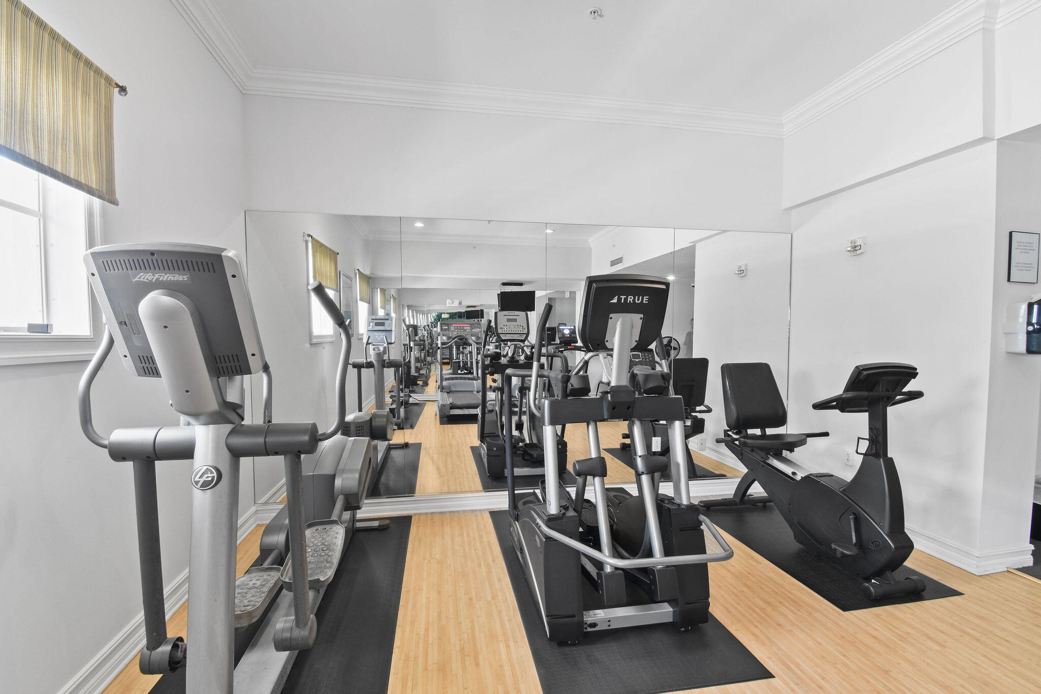 PINEAPPLE GROVE VILLAGE CONDO - Residential