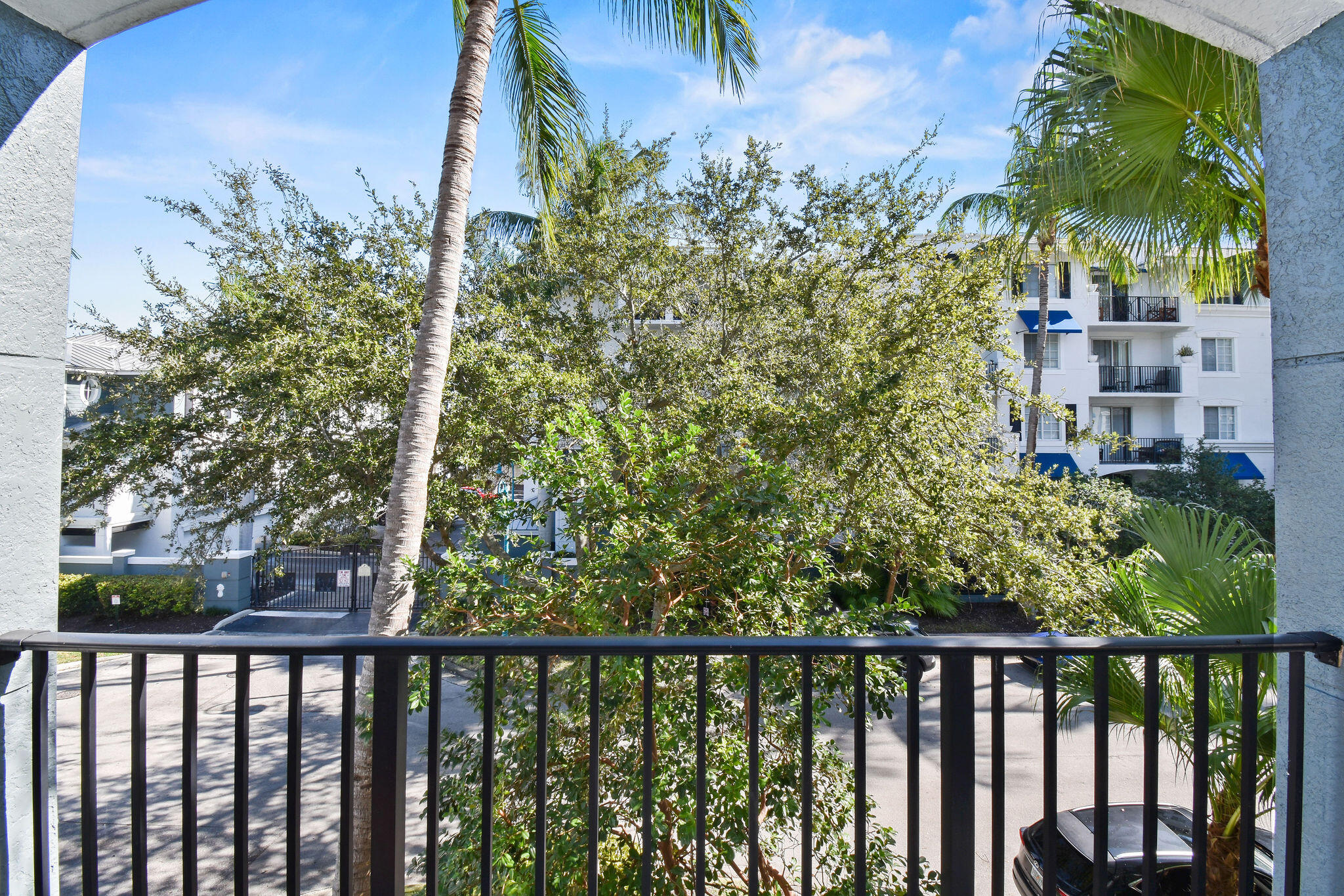 PINEAPPLE GROVE VILLAGE CONDO - Residential