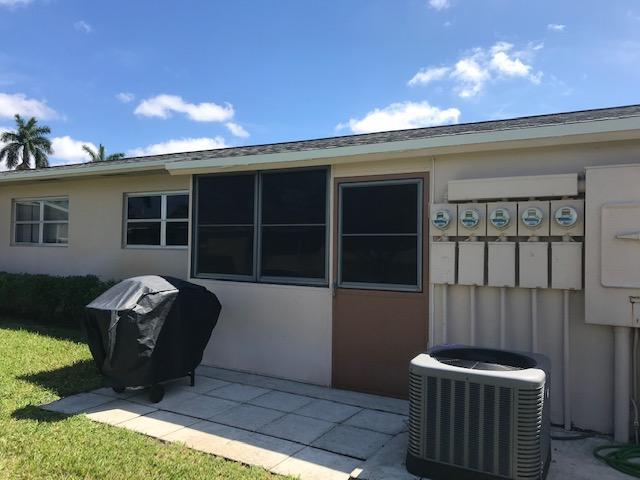 CRESTHAVEN VILLAS 28 CONDO - Residential