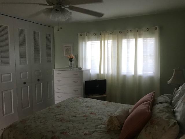 CRESTHAVEN VILLAS 28 CONDO - Residential