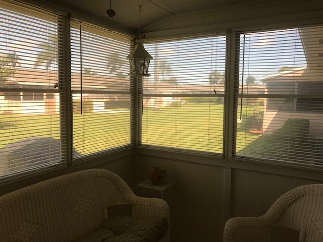 CRESTHAVEN VILLAS 28 CONDO - Residential