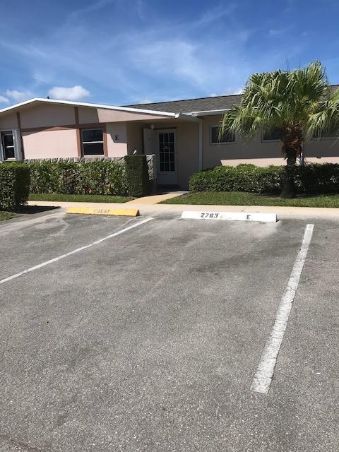 CRESTHAVEN VILLAS 28 CONDO - Residential