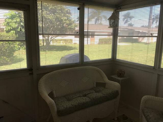 CRESTHAVEN VILLAS 28 CONDO - Residential