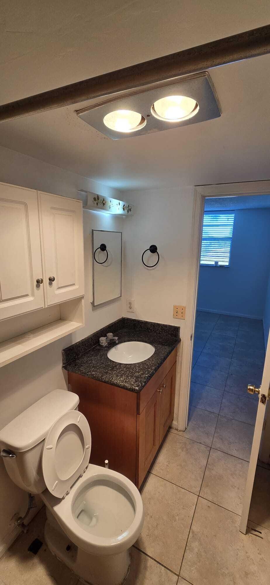 SANDALFOOT BLVD APTS CONDO - Residential Lease