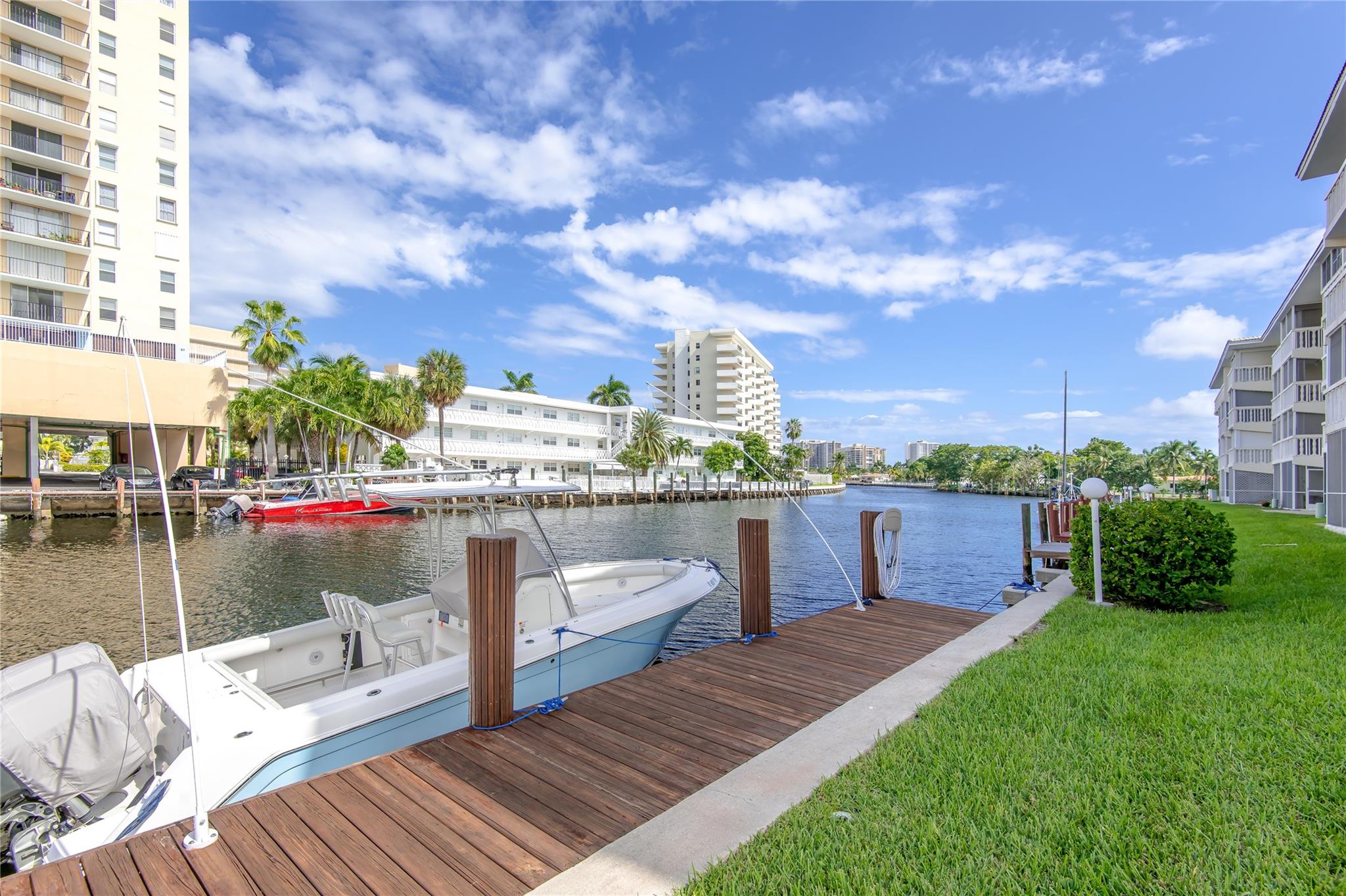 Paradise Isle - Residential