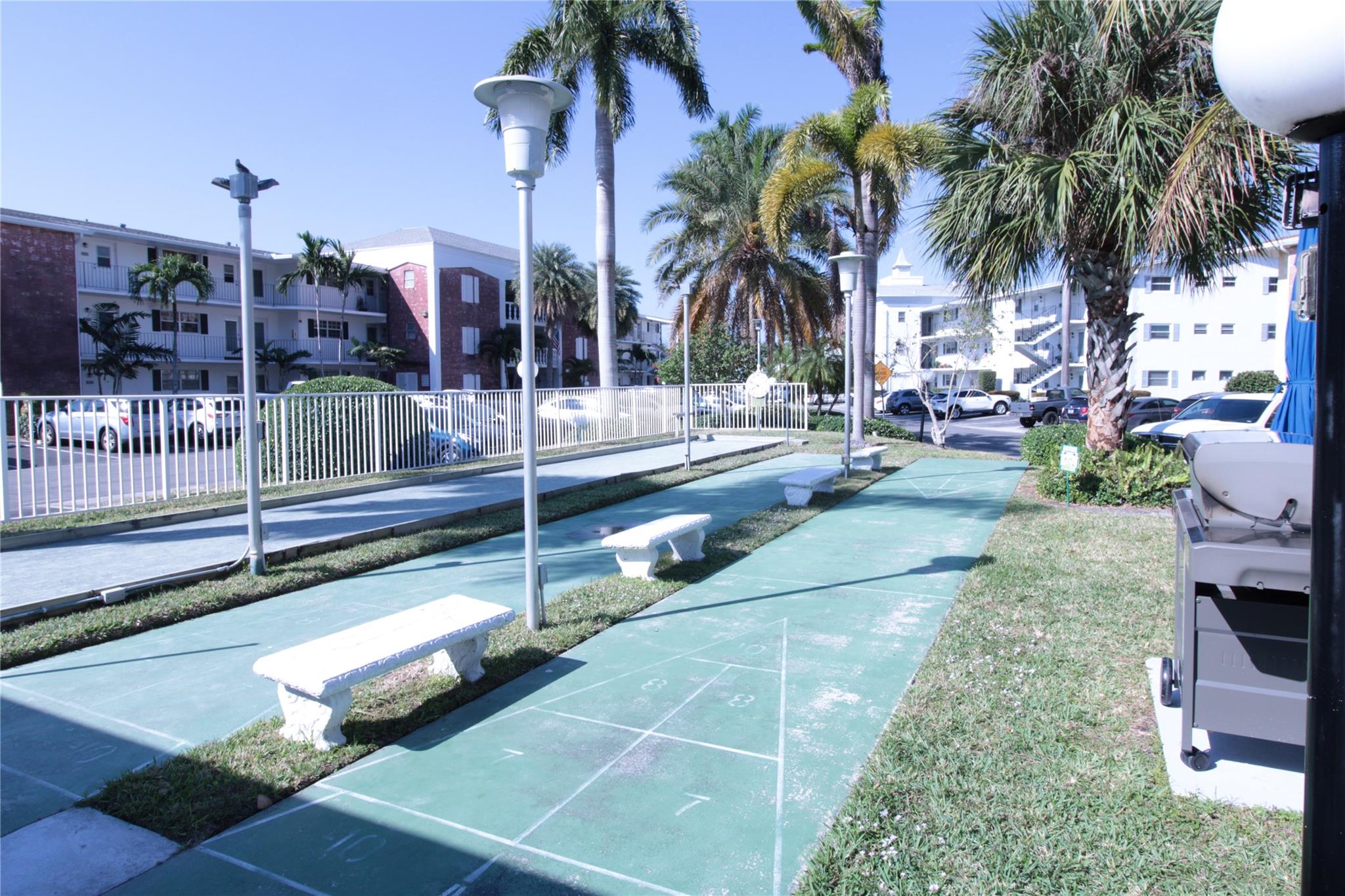 Paradise Isle - Residential