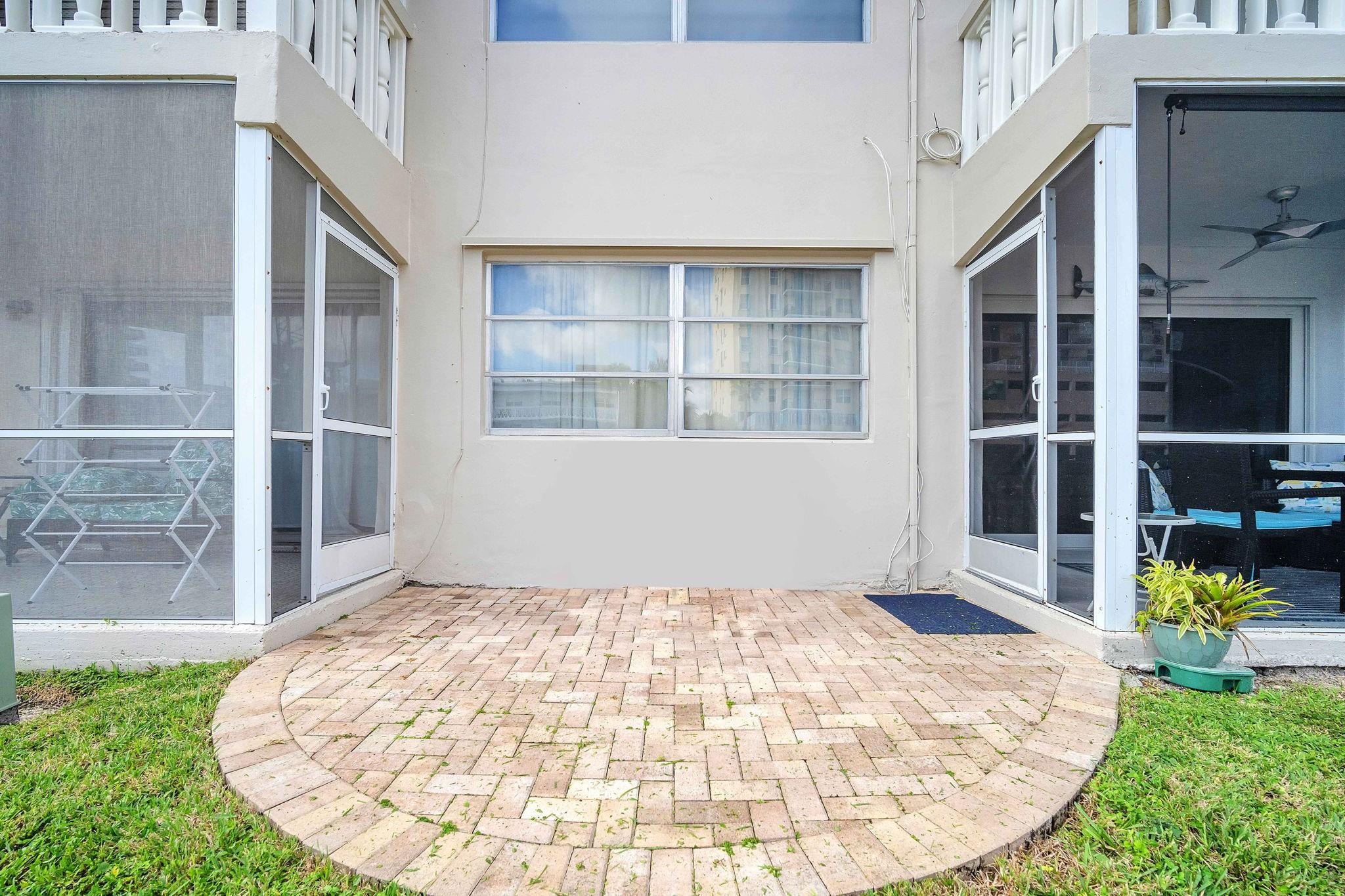 Paradise Isle - Residential