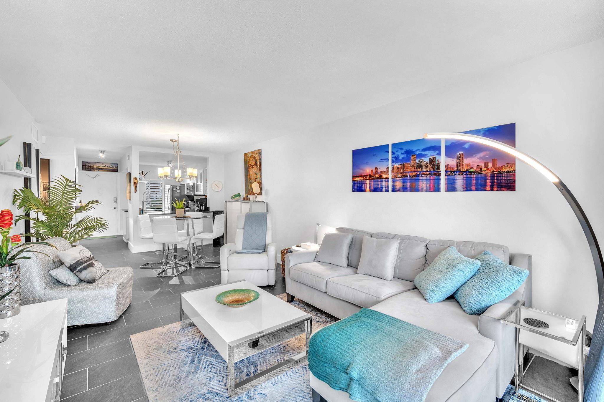 Paradise Isle - Residential