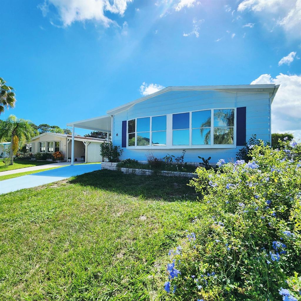 Photo of 6 Buenos Aires, Fort Pierce, FL 34951 (MLS # R11134860)