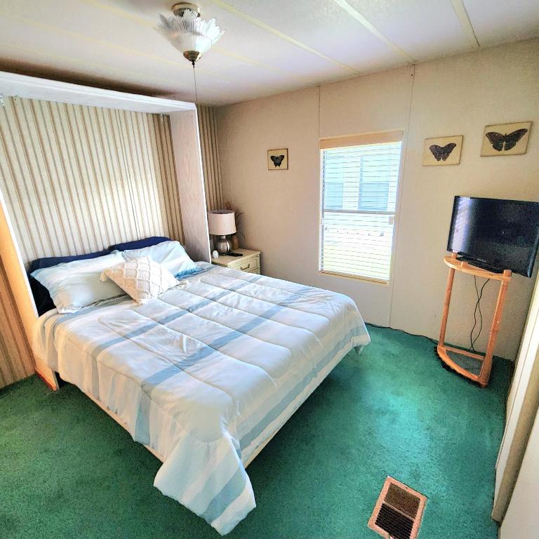 Spanish Lakes Country Club Village - Residential