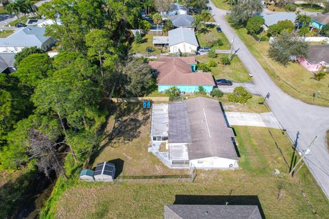 A home in Port St Lucie