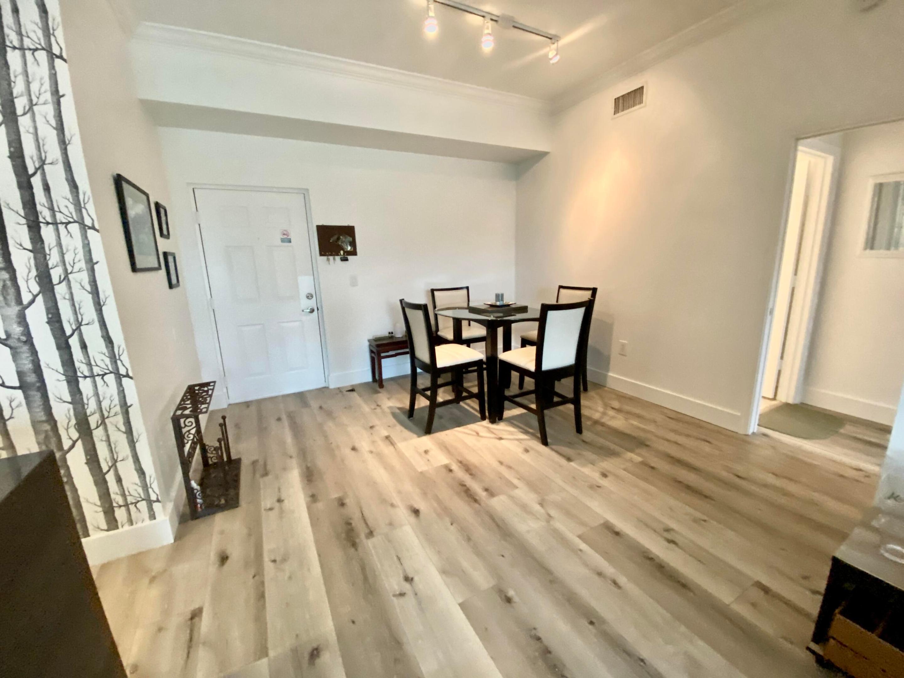 ST ANDREWS AT POLO CLUB CONDO - Residential
