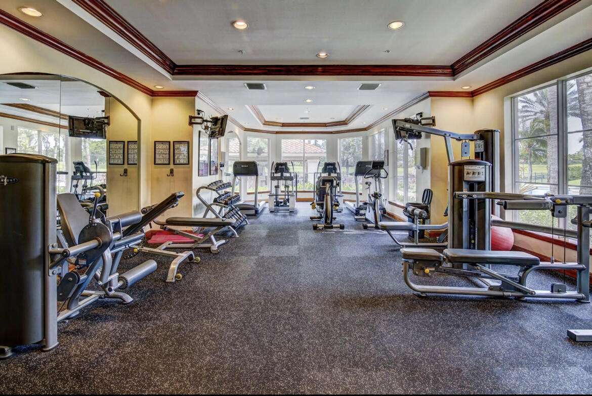 ST ANDREWS AT POLO CLUB CONDO - Residential
