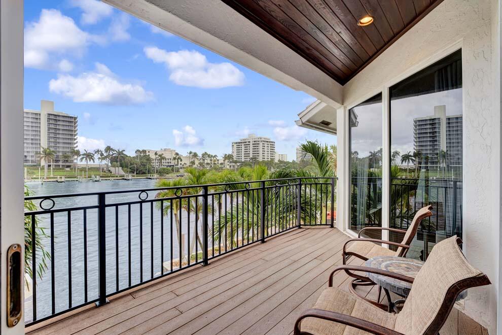 TROPIC ISLE 4TH SEC - Residential