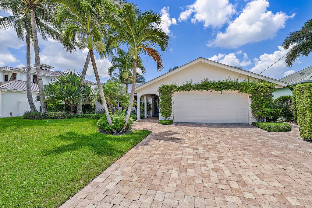 Photo of 19165 Waterway Road, Jupiter, FL 33469 (MLS # R10929530)