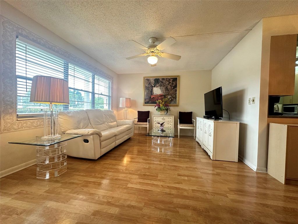 Photo of 126 Grantham B #126, Deerfield Beach, FL 33442 (MLS # F10532810)