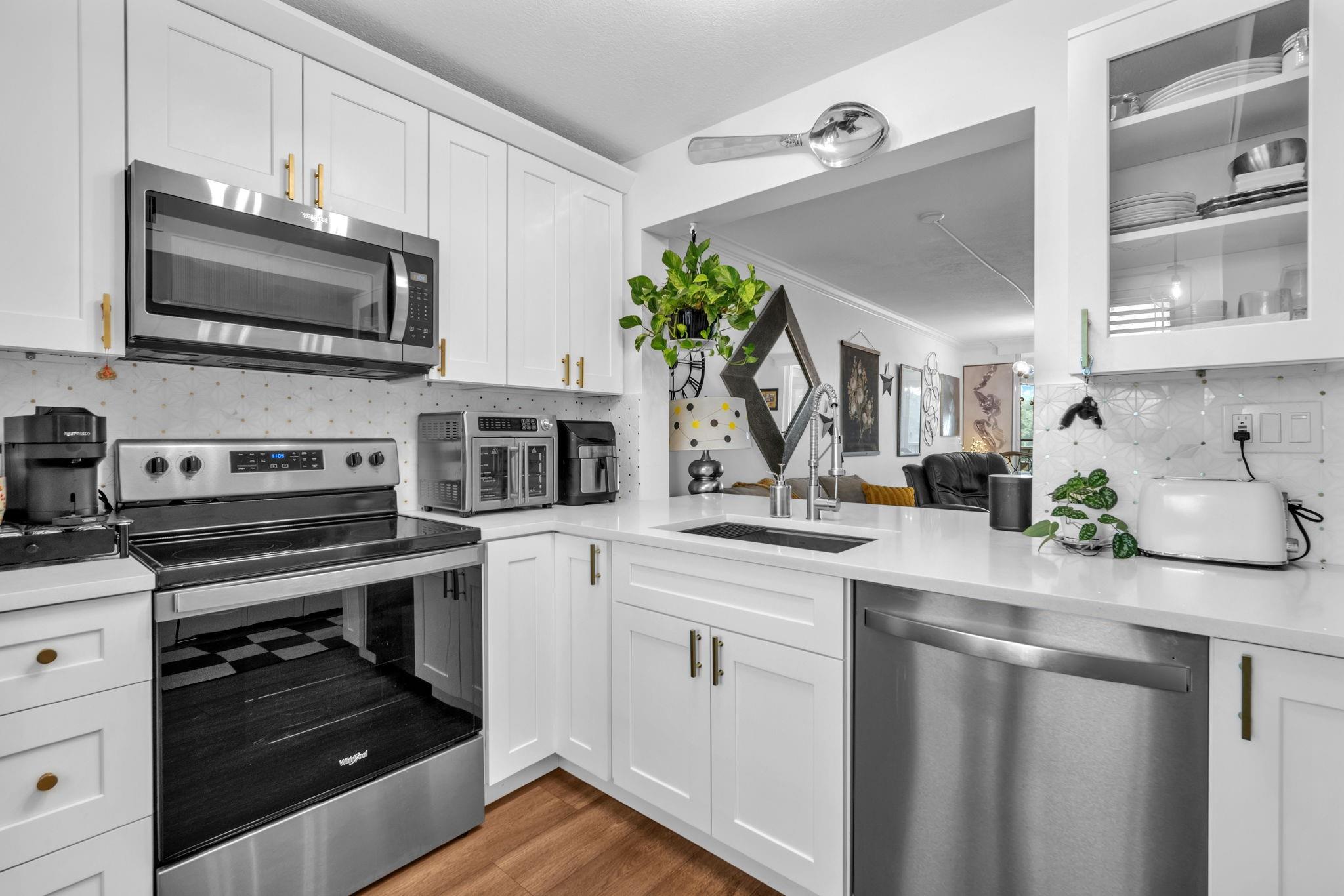 6795 Huntington Lane 308, Delray Beach, FL, 33446/$229,900 1 6795 Huntington Lane 308