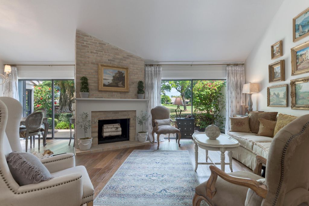 Photo of 17034 Traverse Circle, Jupiter, FL 33477 (MLS # R10783332)