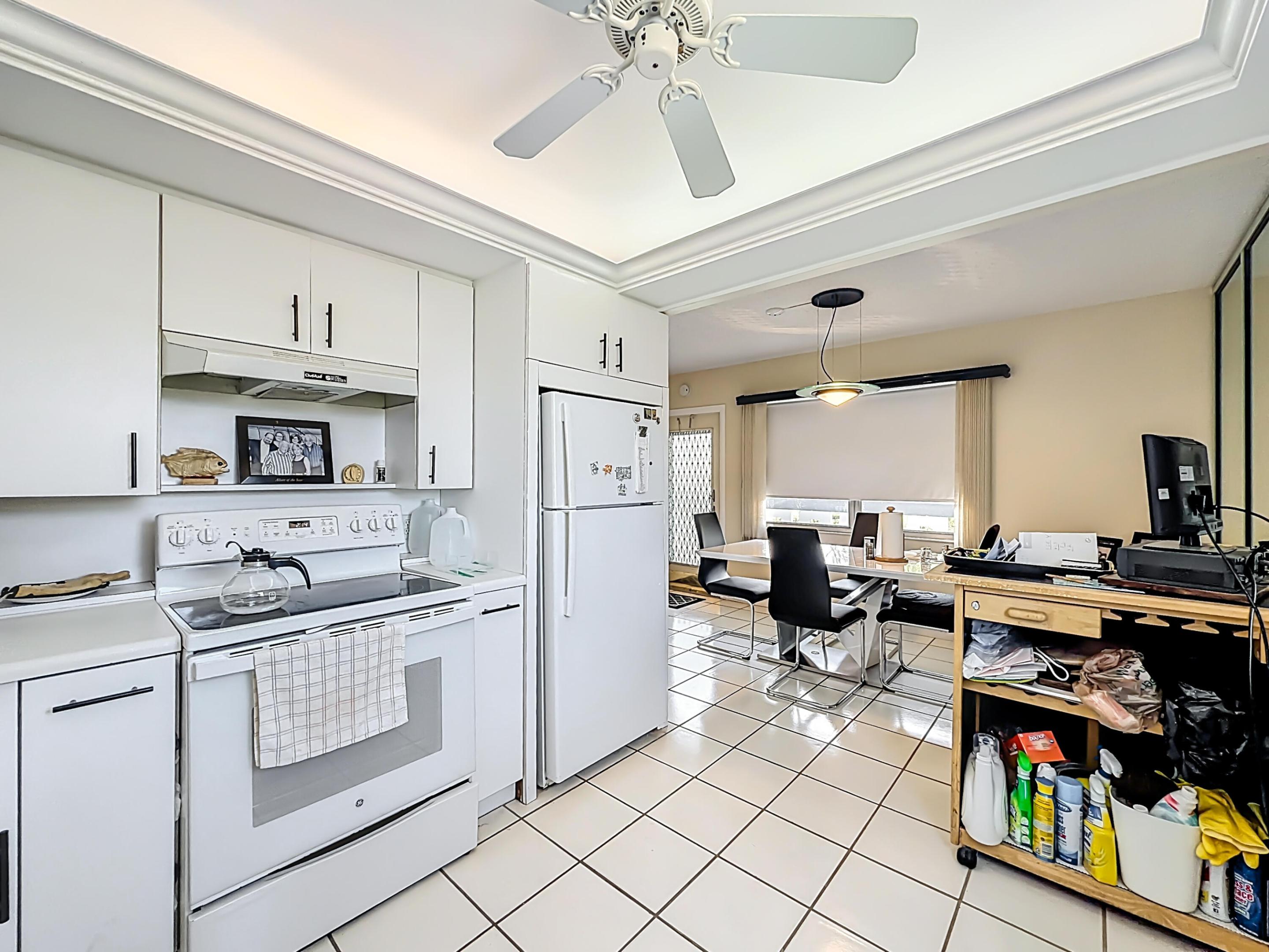 OAKRIDGE V CONDO - Residential