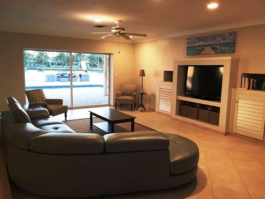 Lighthouse Point First Se - Residential Lease