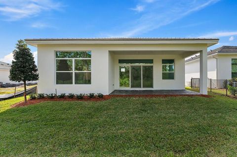 A home in Port St Lucie