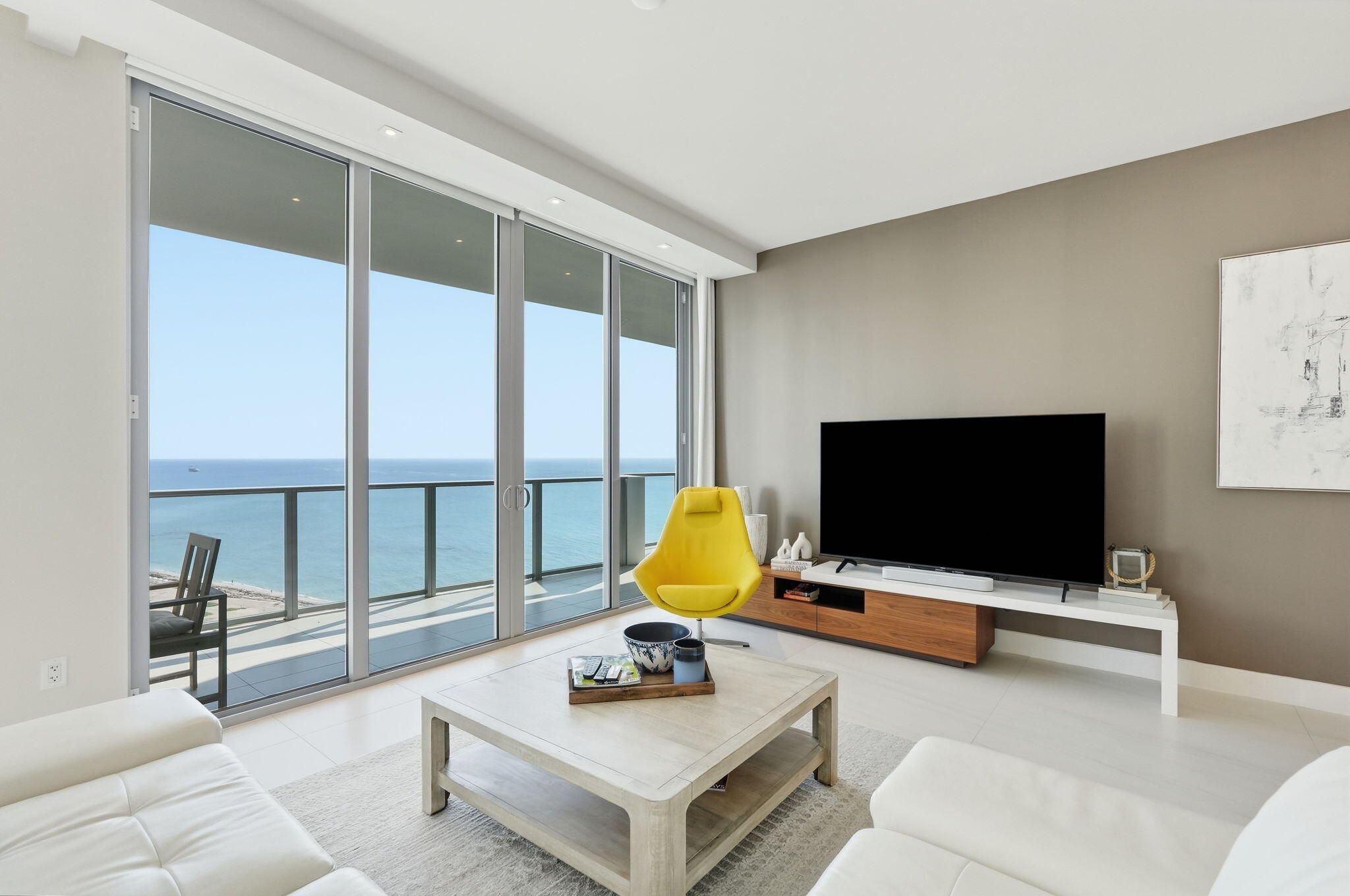 3100 N Ocean Drive # H-1701